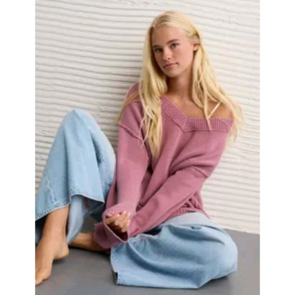 NEW American Eagle Oversized Big Hug V-Neck Sweater Pink Knit Beach Sz L